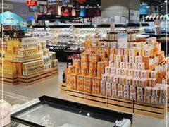 面包甜点陈列柜-盒马鲜生(龙德广场店)