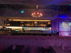 -樱花里音乐餐吧·牛扒椰子鸡(东圃店)
