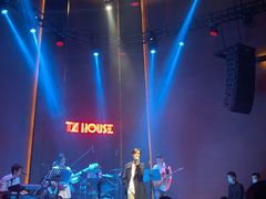 -TZ House音乐现场(来福士中心店)