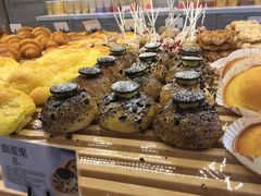 -面包新语(龙湖·西宸天街店)