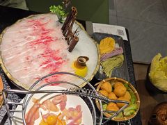 -得意咚瓜·顺德鱼生·冬瓜火锅(深圳首店)