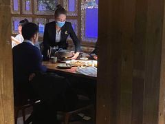 大堂-青年公社烤鸭(青年路店)