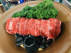 -三出山火锅(南京万象天地店)