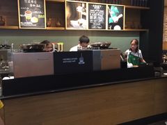 -星巴克(港汇1号办公楼店)