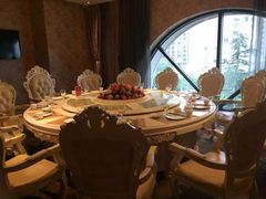 -锦龙国际酒店(天津奥体中心华苑地铁站店)