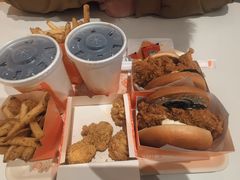 -Popeyes炸鸡·汉堡·奶昔(五角场万达店)