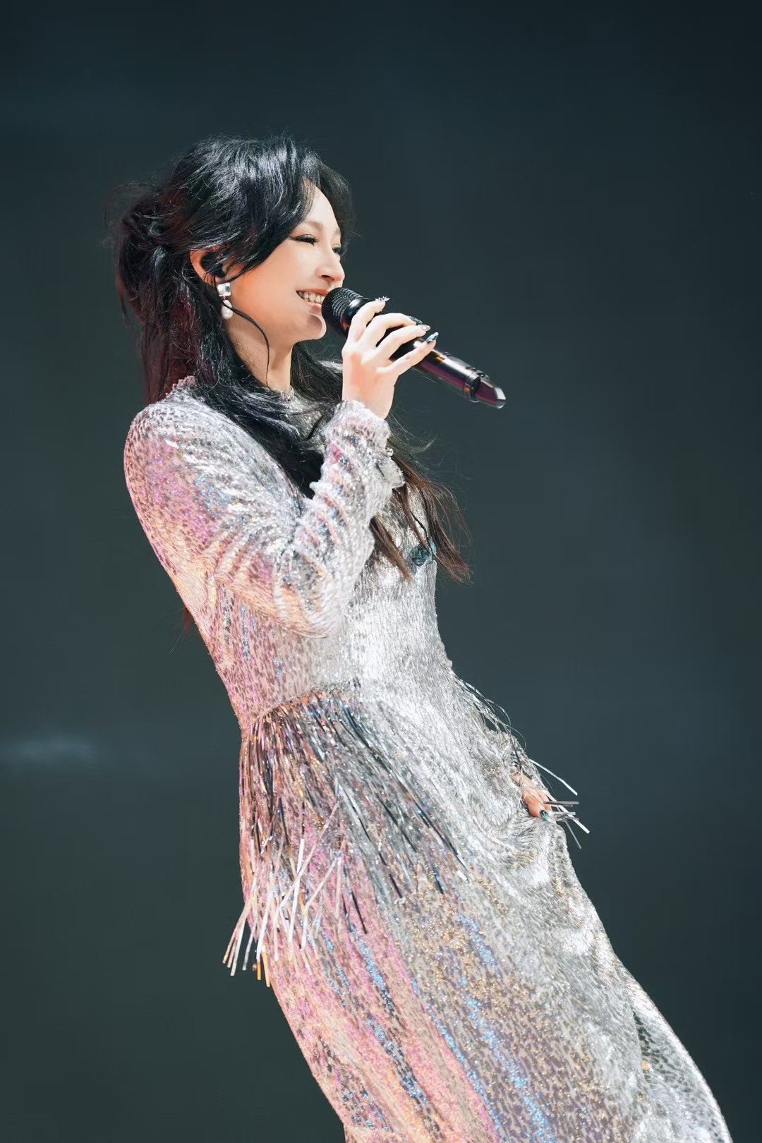 我给詹雯婷做的半扎丸子头发型