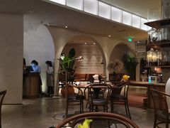 -来龙里 精致 东南亚餐室(万象城店)