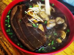 -小龙大肉面馆
