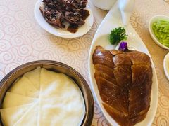 特色烤鸭-九花山烤鸭店