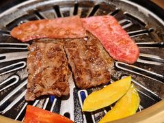 -炼火烤肉店