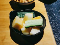 -洪氏嗨捞·广东猪肚鸡·椰子鸡火锅(西咸万象城店)