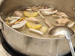 -喃喃椰·糟粕醋·椰子鸡火锅(七堡花园店)