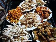 -东巴谷野生菌火锅餐厅