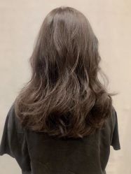 -PE SALON