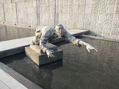 -侵华日军南京大屠杀遇难同胞纪念馆-停车场