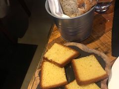 餐前包-AZUL by FUEL蓝色·法式酒馆(琶醍店)