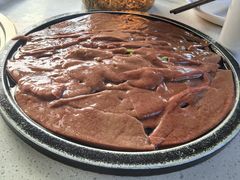 -茅草房·河畔园林火锅