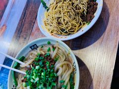-重庆小面·抄手(解放碑好吃街店)