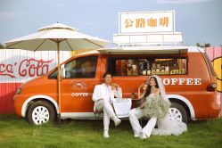 -喜爱高定婚纱摄影