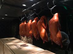 -The ROOF (通盈中心店)