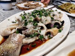 葱油淋鲈鱼-十三姨工厨顺德美食·宴会·团餐(天河北路店)