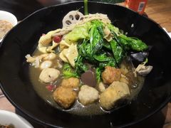 -万记麻辣烫国展总店