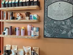 -星巴克臻选(莘庄仲盛店)