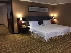 -顺德君豪酒店(佛山容桂渔人码头店)