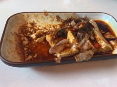 -鸣记脆皮烤鱼·海鲜烤鱼(三八广场店)