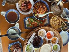 -包整·丝娃娃(一览甲秀楼风景店)