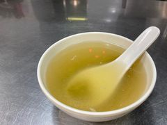 -华香鹅快餐店