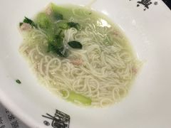 -鸿瑞興面馆(梅岭店)