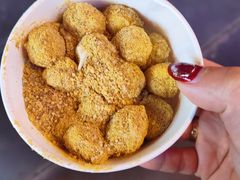 -八一路好吃街(雨田商务大厦店)