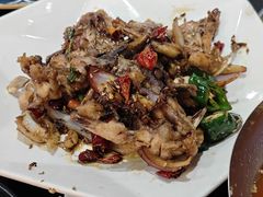 -许哥东北烧烤·铁丳烤串·宫后夹肉(繁花中心店)