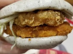 -麦当劳(轻轨曹杨路店)