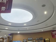 -雅悦齿科(顾村公园店)