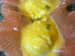 烟熏三文鱼班尼迪蛋-Money Shops(愚园路店)