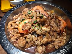 牛蛙煲-胖哥俩肉蟹煲(湖滨银泰in77店)