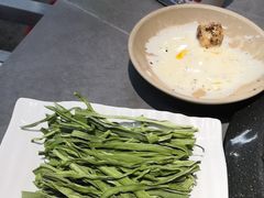 -生活如沸·顺德水牛奶火锅(大学路店)