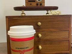 -星巴克臻选(深圳龙华红山天虹店)