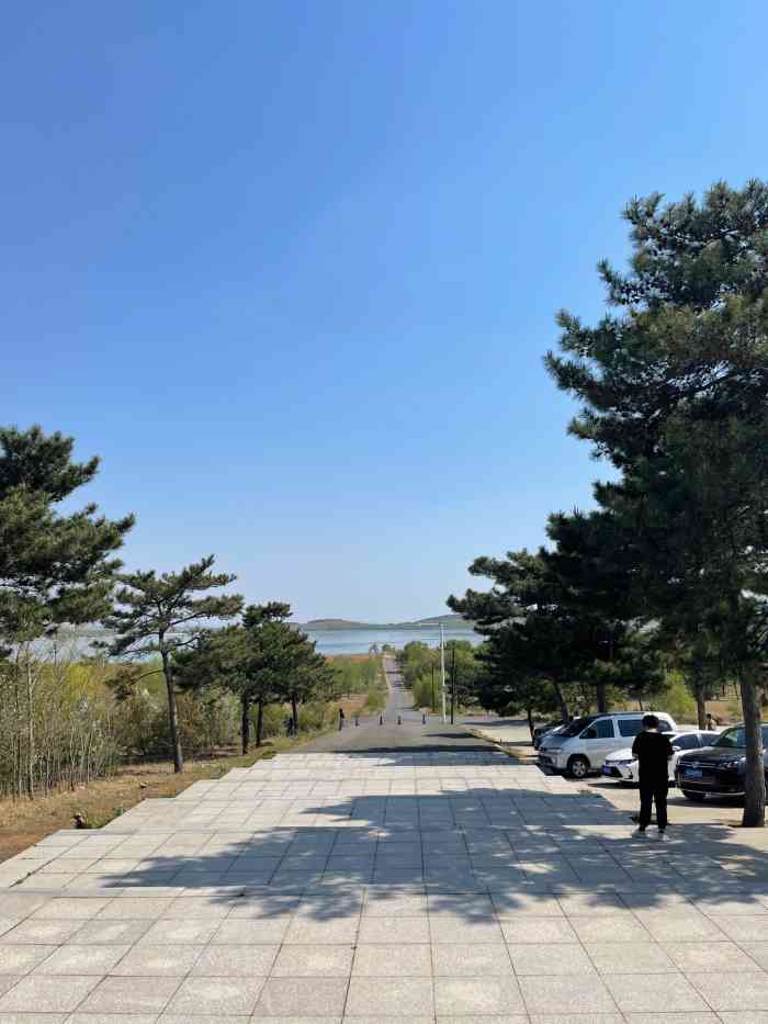 沈阳财湖旅游度假区-"财湖9595,在法库203国道村子里边过.