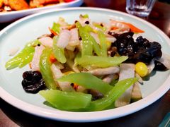-前海沿·青岛菜(李沧万达店)