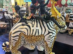 -奥利弗·雷金纳德·坦博国际机场