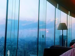 -云中捞高空旋转餐厅(商茂世纪广场店)