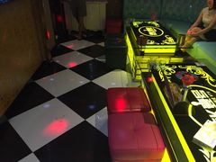 -钱莊Party连锁KTV(黄江星光城店)