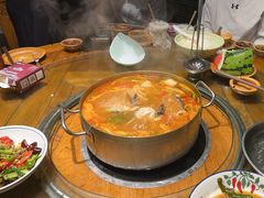 -亮欢寨酸汤鱼(沙冲路店)