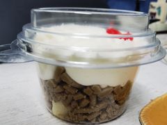 -红宝石·鲜奶小方·海派西点房(南丹店)