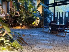 -J Create城市露营咖啡·简餐·宠物(上海动物园店)