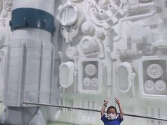 -梦东方未来世界航天主题乐园